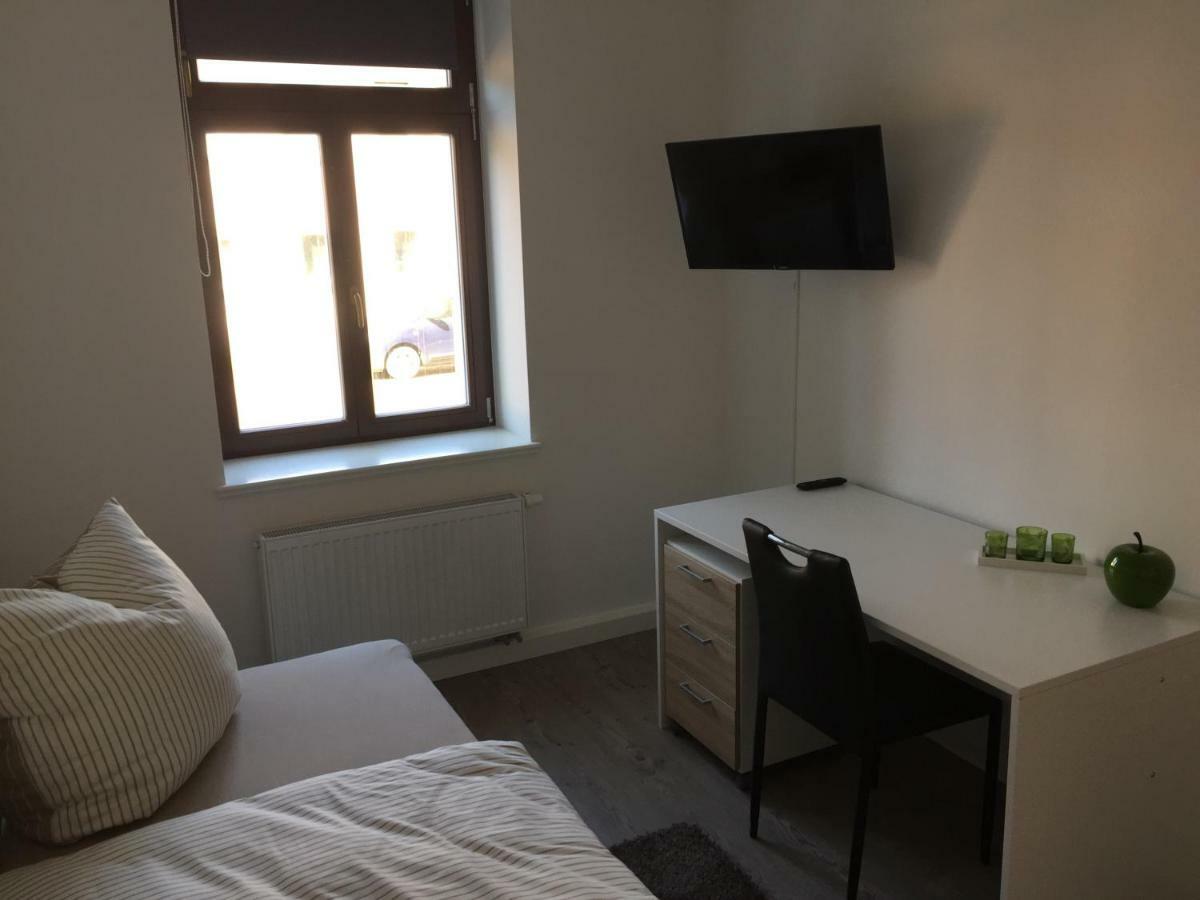 Leipzig-In Hotel Bagian luar foto